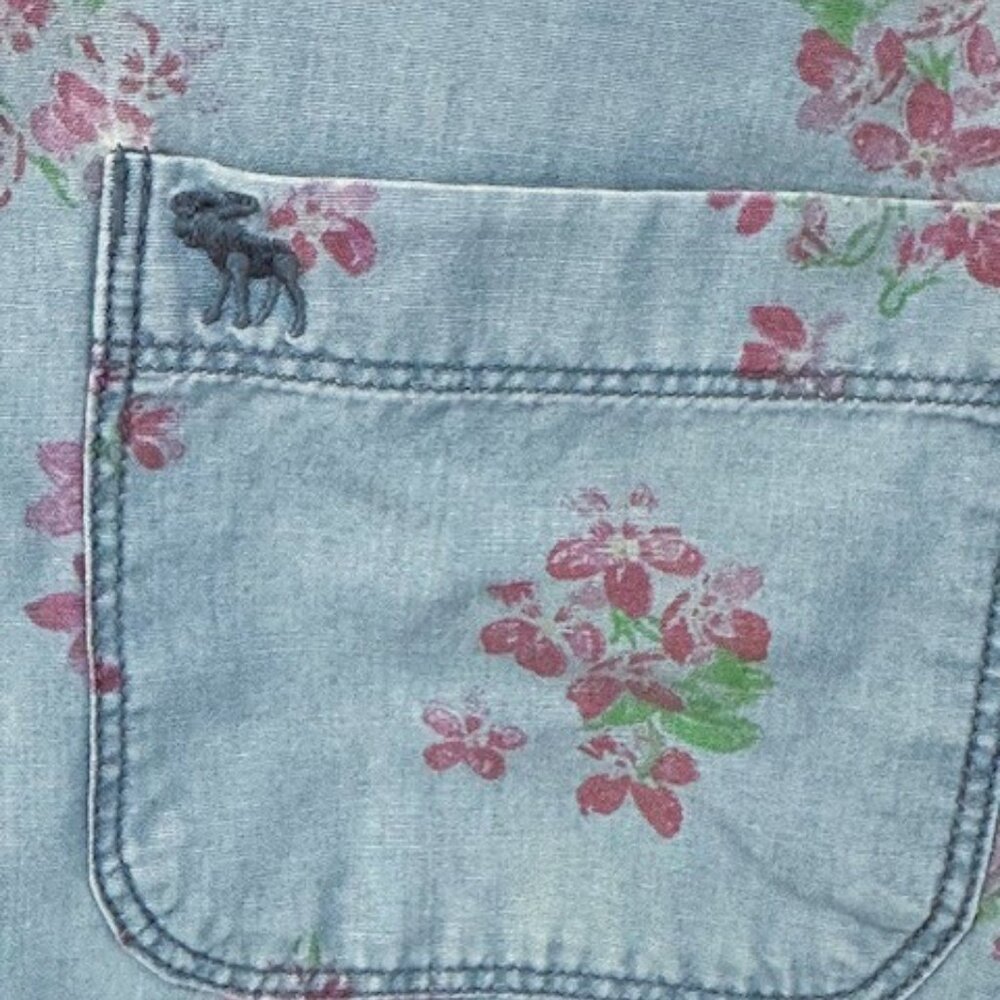 Abercrombie & Fitch Women's Denim Floral Butto Up Shirt- Size Small - Picture 8 of 12